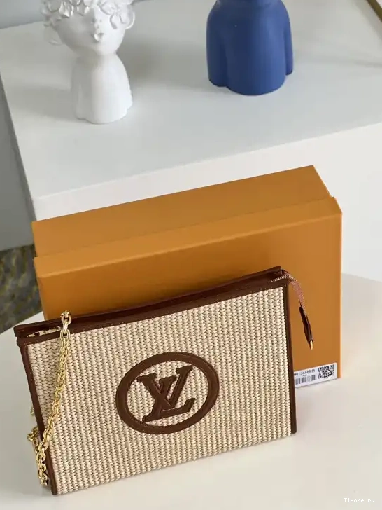 Affordable POUCH TOILETRY VUITTON LOUIS ON CHAIN 0701